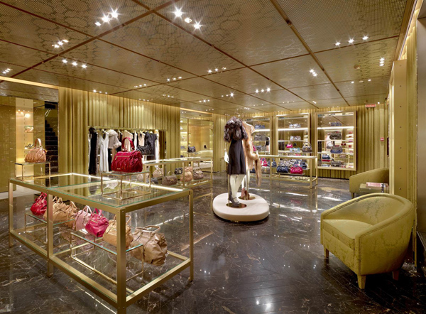 Prada group ������� ��� ����� �������� � ������