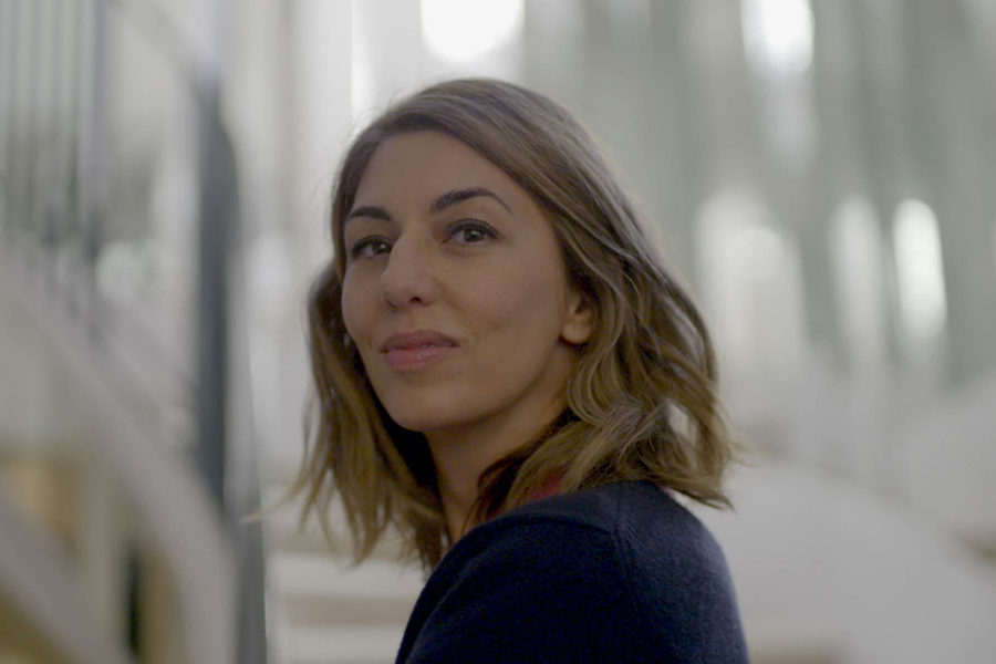 ����� ������� ����� ����� � �������� �������� Mademoiselle Priv � �����