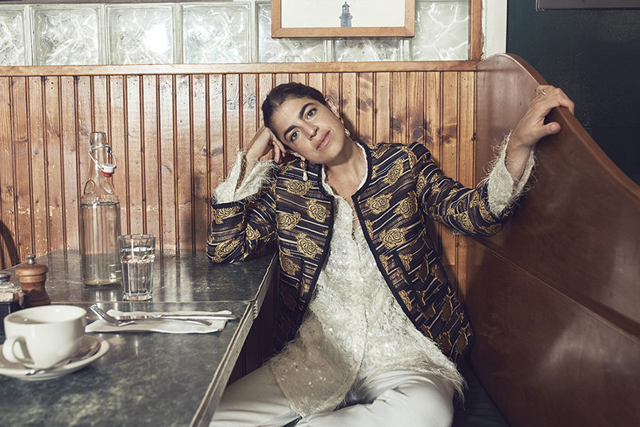 ���������� ��������� ������� ����� ��� Mango